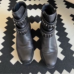 Pour La Victoire Black Boots Size 10